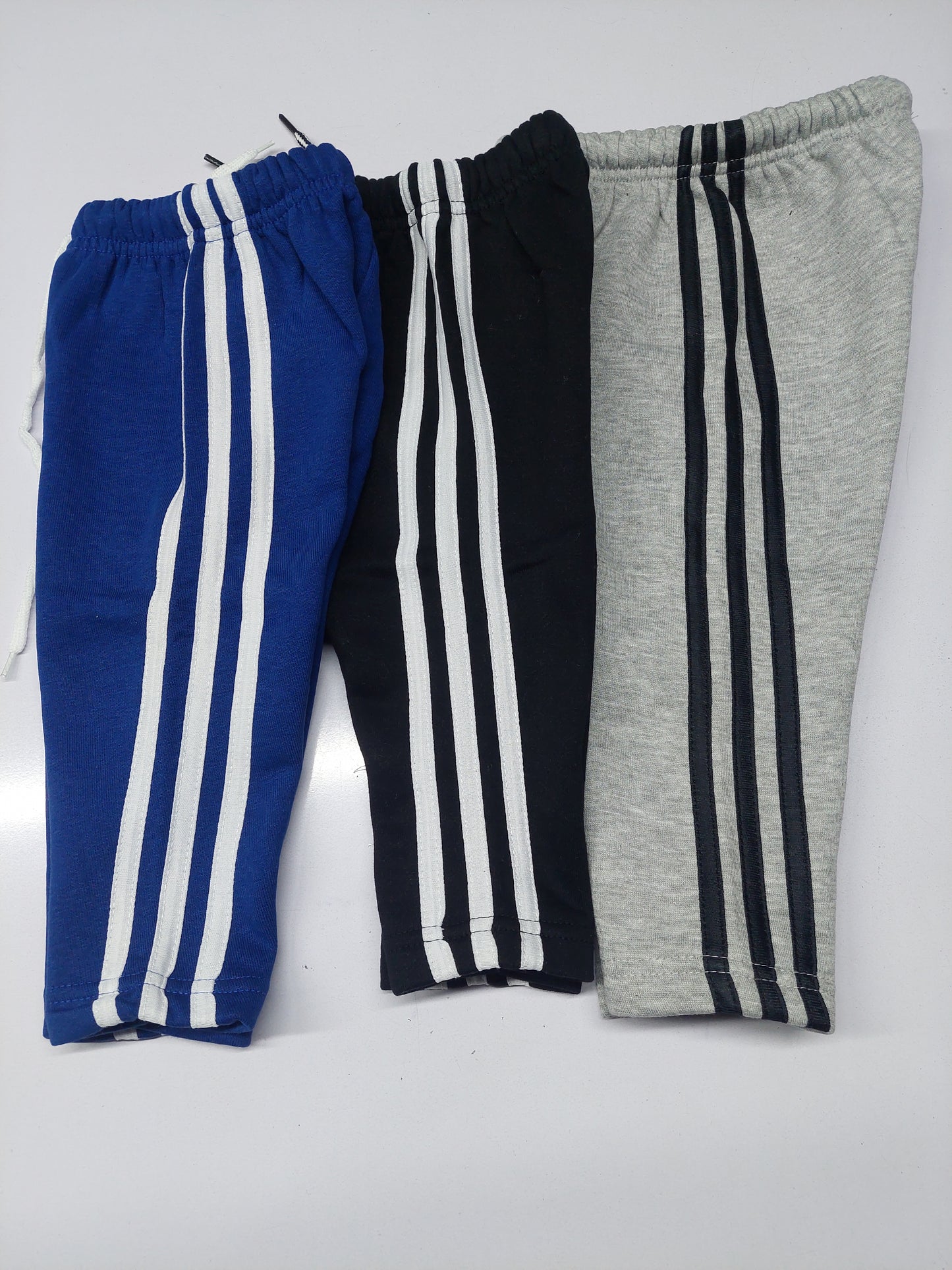 Pack of 3 multicolor kids trousers for winter